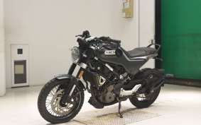 HUSQVARNA SVARTPILEN 401 2021
