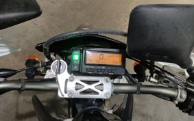 SUZUKI DR-Z400SM 2006 SK44A