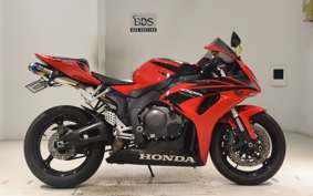 HONDA CBR1000RR 2007 SC57