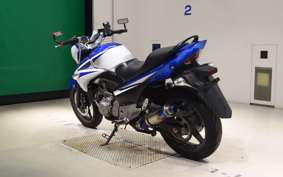 SUZUKI GSR250