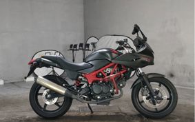 HONDA VTR 250 F MC33