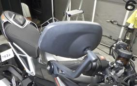 TRIUMPH STREET TRIPLE RS 2023