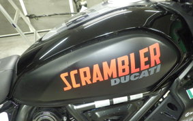 DUCATI SCRAMBLER ICON 2023