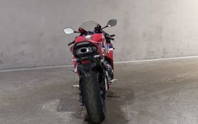 HONDA CBR600RR 2025 PC40