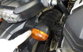 YAMAHA XT1200Z SUPER TENERE 2011