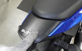 SUZUKI GSX250RA 2019
