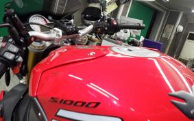 BMW S1000R 2014