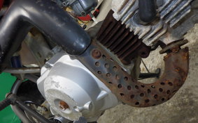HONDA XR70R 1999 DE02