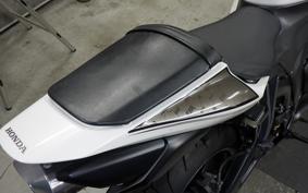 HONDA CBR600RR GEN 3 2009 PC40