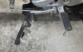 YAMAHA FZ25