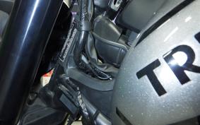 TRIUMPH TRIDENT 660 2022