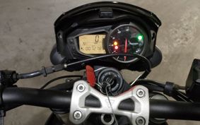 TRIUMPH STREET TRIPLE R HDA544