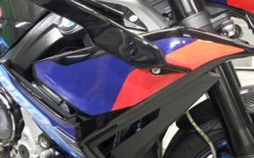 BMW M1000R 2023