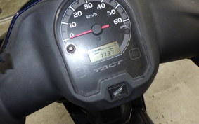 HONDA TACT Basket AF79