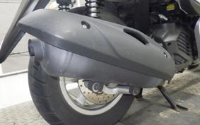 YAMAHA TRICITY 125 A SE82J