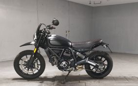 DUCATI SCRAMBLER ICON DARK 2022 ..