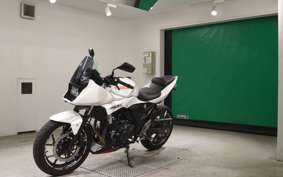 SUZUKI GSX250 R 2019