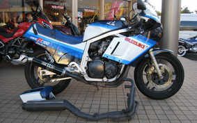 SUZUKI GSX-R750 1985 GR71F