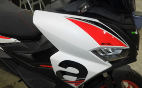 APRILIA SR GT200