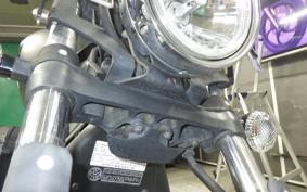 YAMAHA XVS1300CA STRIKER 2014