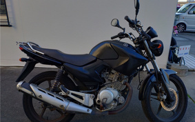 YAMAHA YBR125 RE05