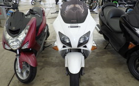 HONDA FORZA 250 S MF06