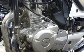 SUZUKI GSR250 2000