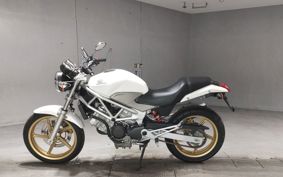 HONDA VTR 250 MC33
