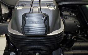 MOTO GUZZI V7 STONE 2021