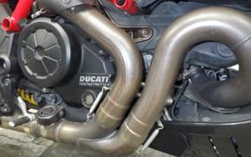 DUCATI DIAVEL 2012