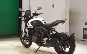 TRIUMPH TRIDENT 660 2022