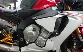 YAMAHA YZF-R1 2015 RN39
