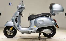 VESPA GTS300 SUPER 2022