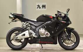 HONDA CBR600RR GEN 2 2005 PC37