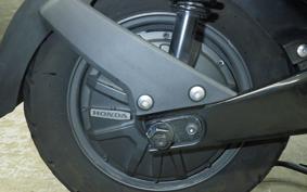 HONDA EM1 e: EF16