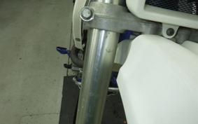 SUZUKI DR250 S SJ44A
