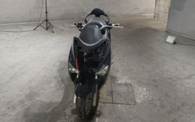 YAMAHA MAJESTY 125 SE27
