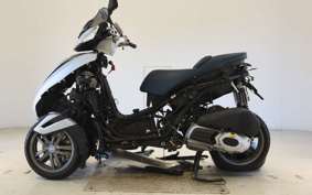 PIAGGIO MP3 300 2015