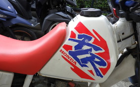 HONDA XLR125R JD16