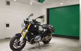 BMW R NINE T 2015