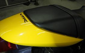 HONDA VTR 250 2006 MC33