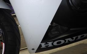 HONDA CBR650F 2014 RC83