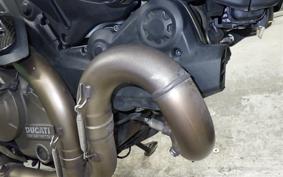 DUCATI MONSTER 821 2015