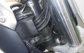 SUZUKI GSR250 2000
