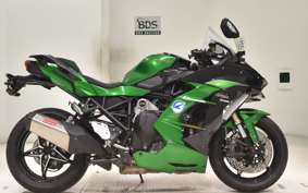 KAWASAKI NINJA H2 SX SE 2018 ZXT02A
