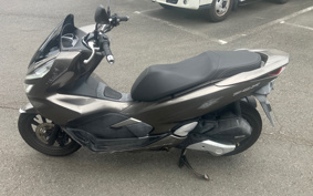HONDA CBR650F 2017 RC83
