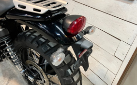 TRIUMPH STREET SCRAMBLER 2018 DAD78G