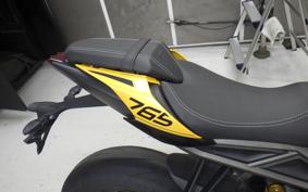 TRIUMPH STREET TRIPLE RS 2023