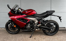TRIUMPH DAYTONA 660 2024 LGL23U