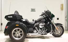 HARLEY FLHTCUTG TRIKE 2016